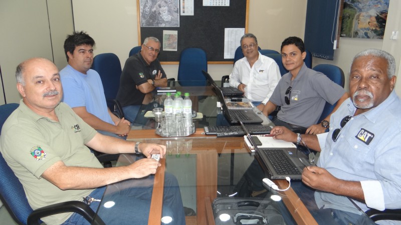 Representantes das empresas Sotreq e Cartepillar se reuniram com a superintendência da Mina de Candiota