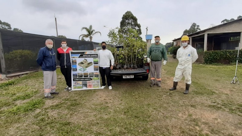 Entrega de mudas ao Rotary de Bagé para fins de projetos socioambientais no município