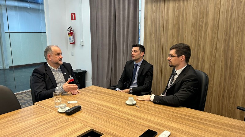 Presidente da CRM visita CAGE